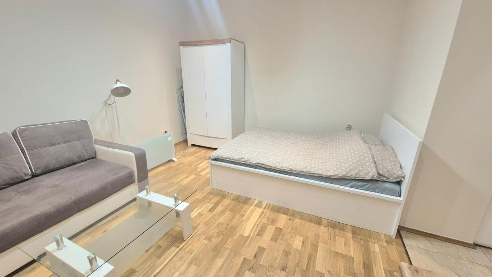 Apartment Topolowa Z Klimatem- Topolowa/rynek/pkp